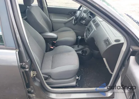 2005 Ford Focus Zx5 из США, поврежденный, VIN 3FAFP37N95R127447